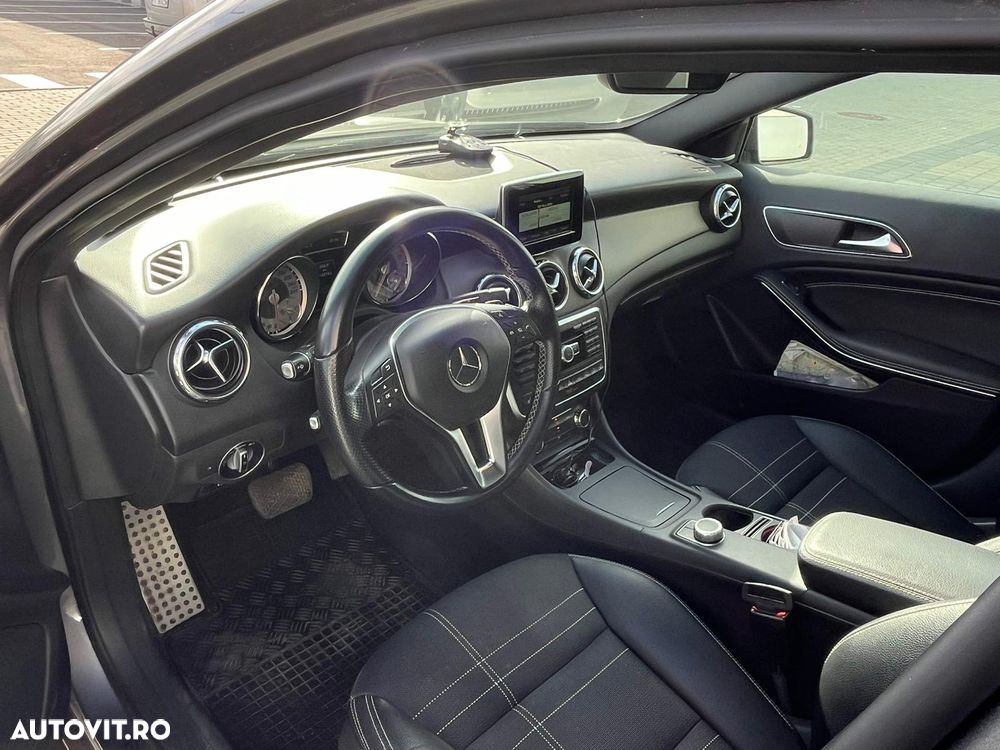 Mercedes-Benz GLA 220 CDI 4Matic 7G-DCT - 7