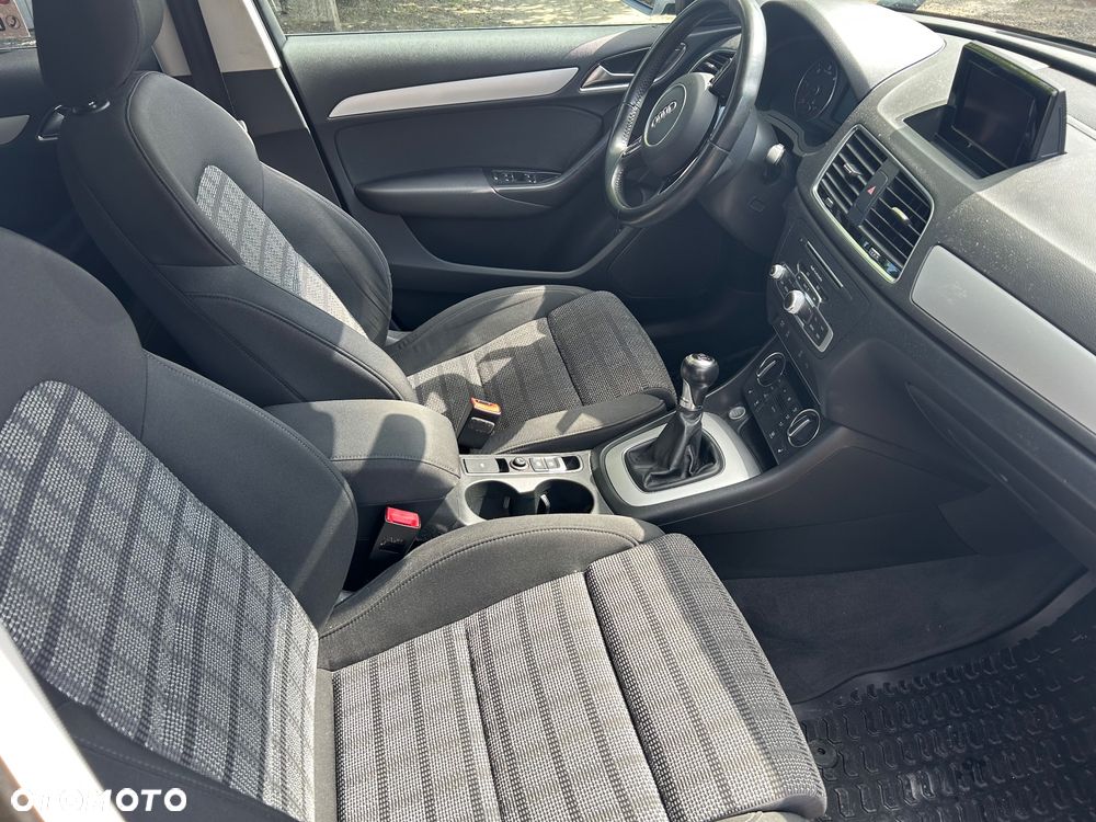 Audi Q3 2.0 TDI Sport - 13
