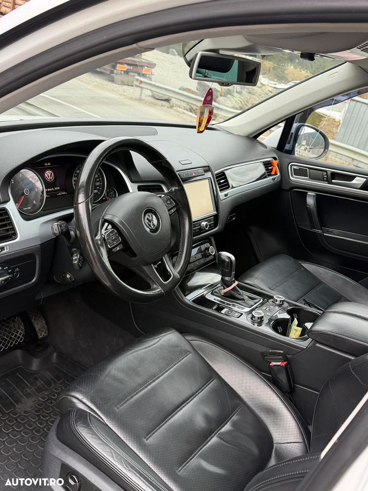 Volkswagen Touareg 3.0 V6 TDI BMT - 12