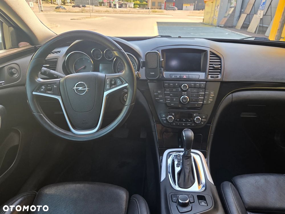 Opel Insignia - 19