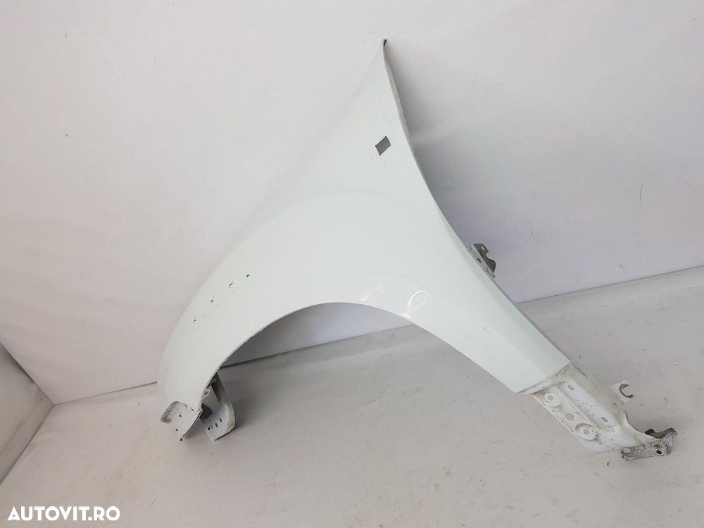 Aripa stanga fata Dacia Duster dupa 2009 - 4