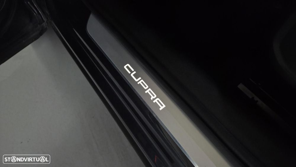 Cupra Formentor 1.4 e-Hybrid Plus DSG - 20