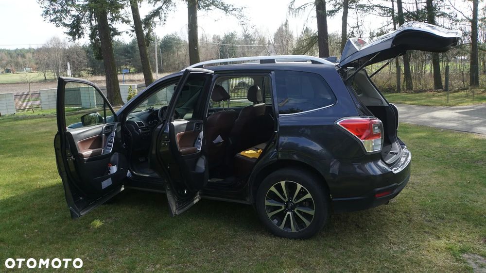 Subaru Forester 2.0 XT Platinum Lineartronic - 16