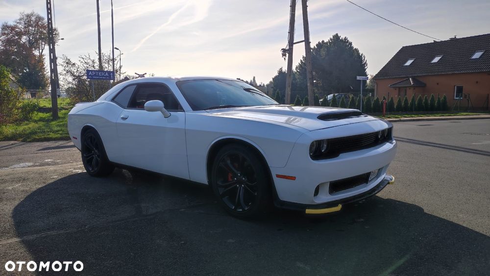 Dodge Challenger 5.7 R/T - 2