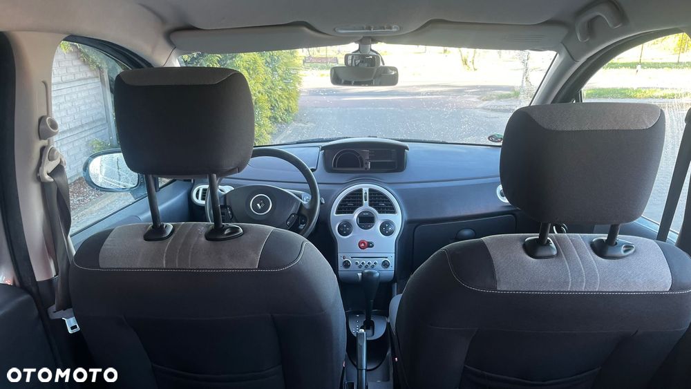 Renault Modus Grand 1.6 16V ESP Limited - 9