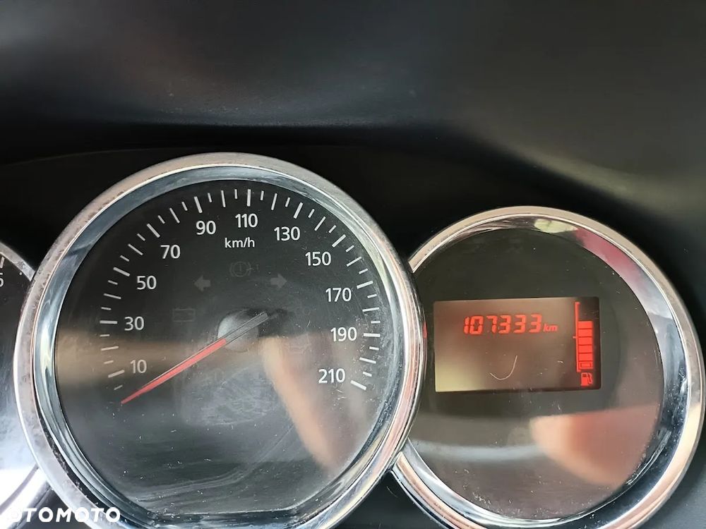 Dacia Sandero - 13