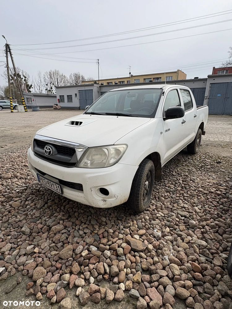 Toyota Hilux 2.5 D-4D DLX