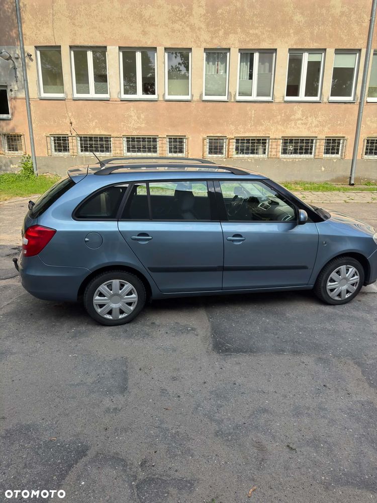 Skoda Fabia 1.4 16V Comfort - 5