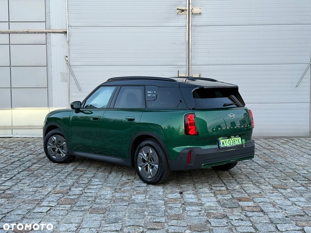 MINI Countryman SE ALL4 66.5kWh Linia Classic - 5