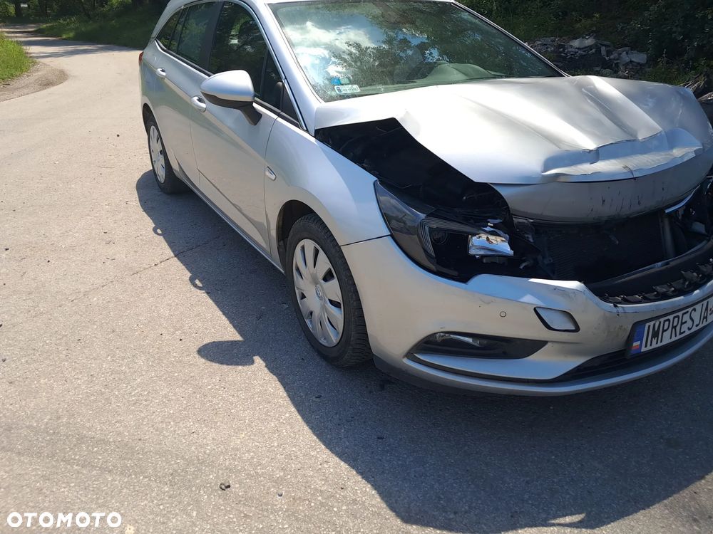 Opel Astra - 12