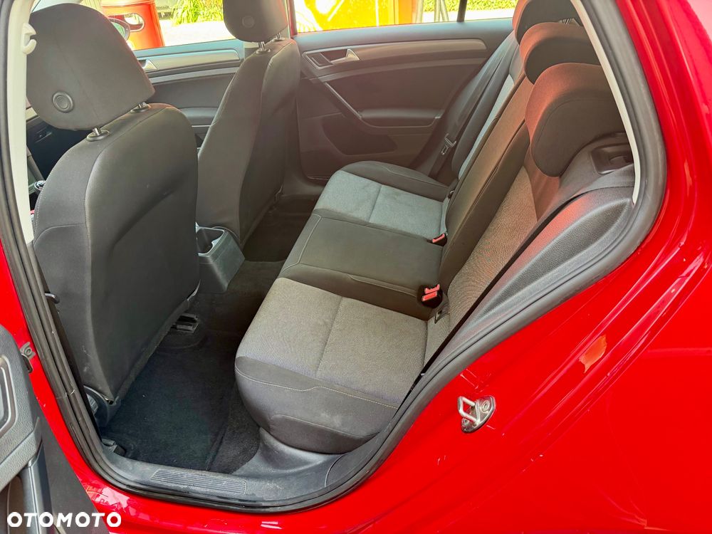 Volkswagen Golf 1.2 TSI BMT Trendline - 12