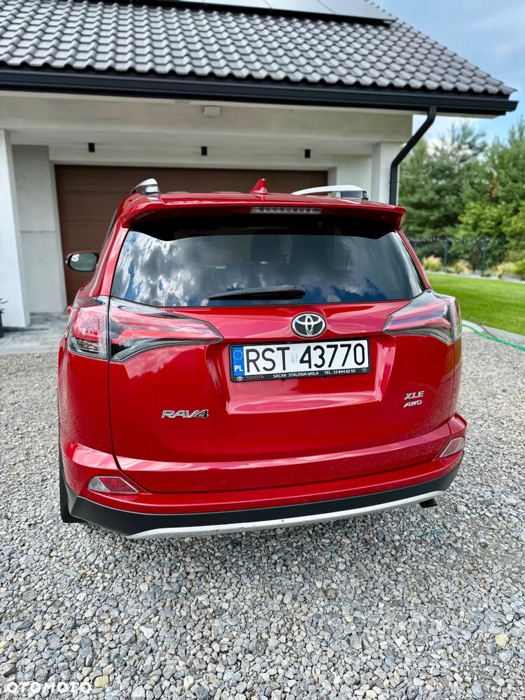 Toyota RAV4 - 9