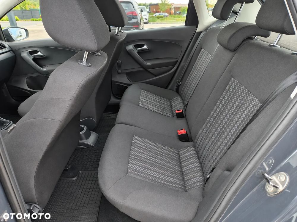 Volkswagen Polo - 10