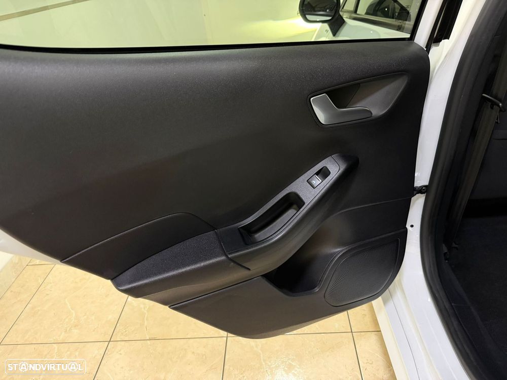 Ford Fiesta 1.0 EcoBoost ST-Line - 36