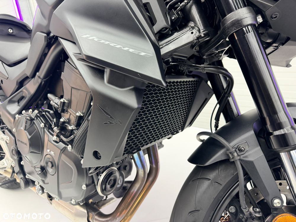 Honda CB - 22