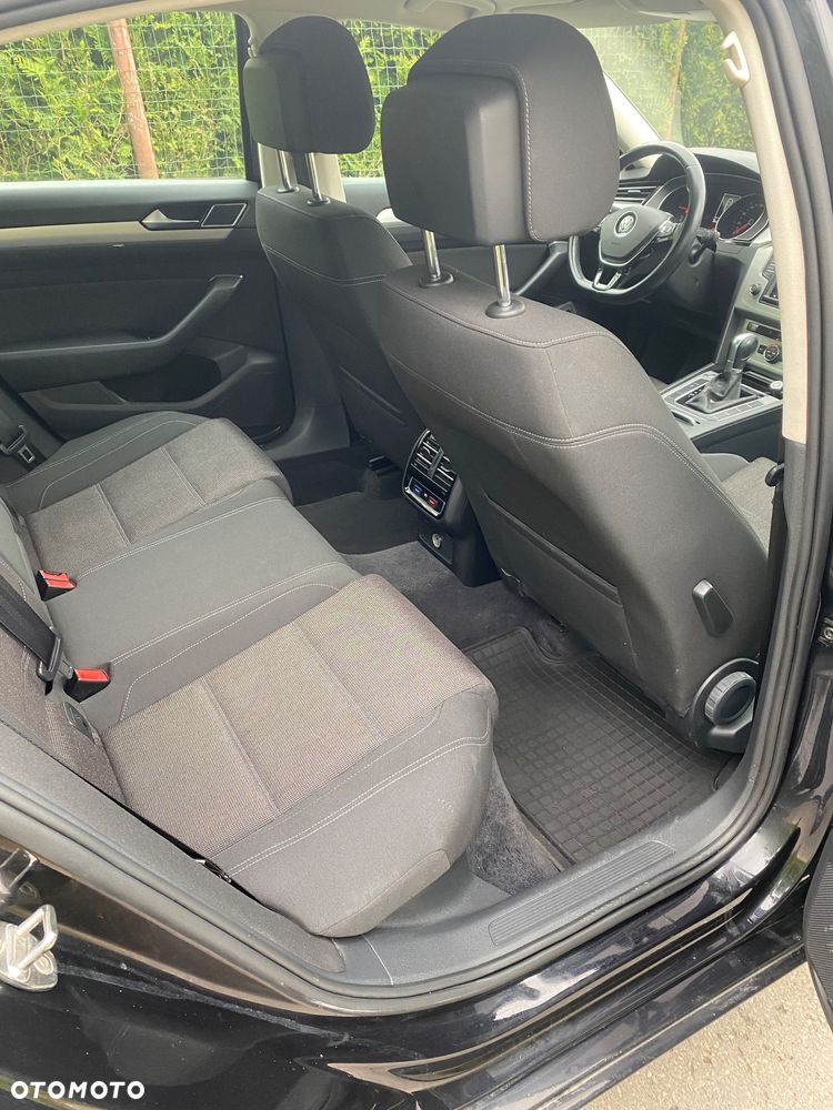 Volkswagen Passat 2.0 TDI BMT Comfortline DSG - 15