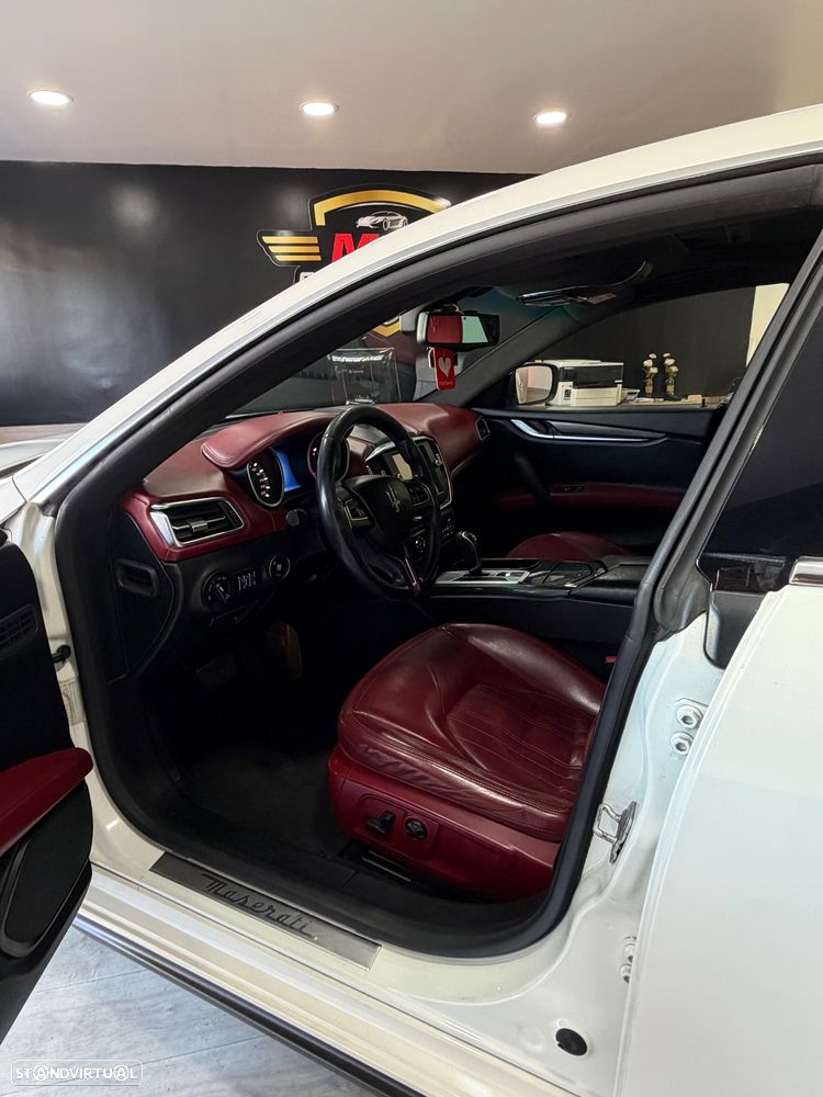 Maserati Ghibli GranSport - 14