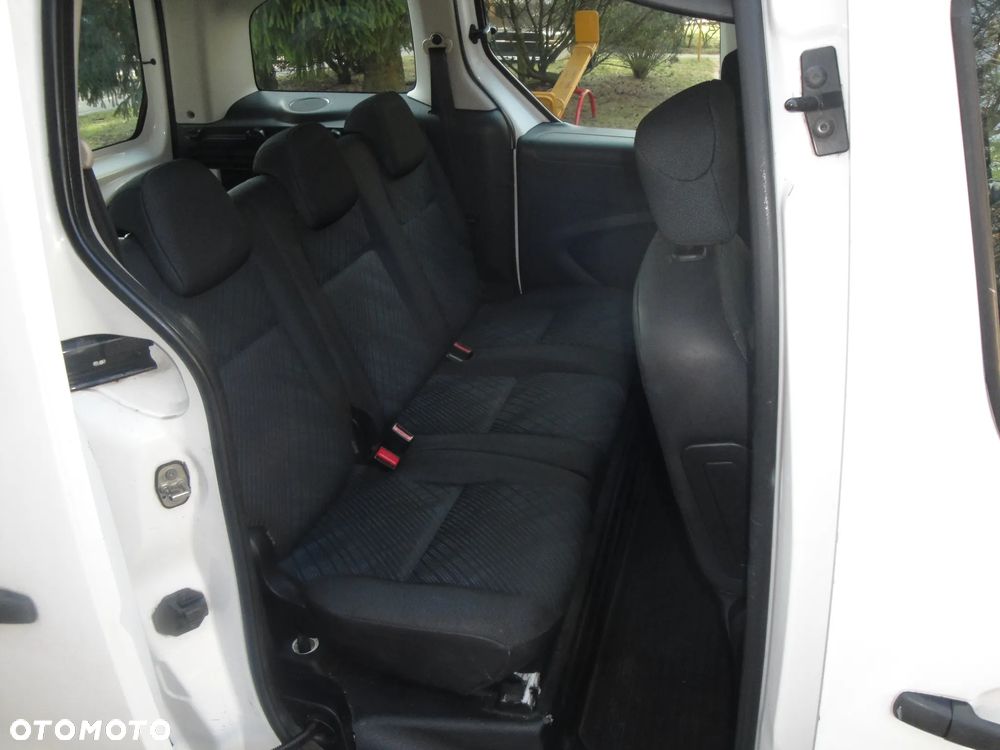 Peugeot Partner - 9
