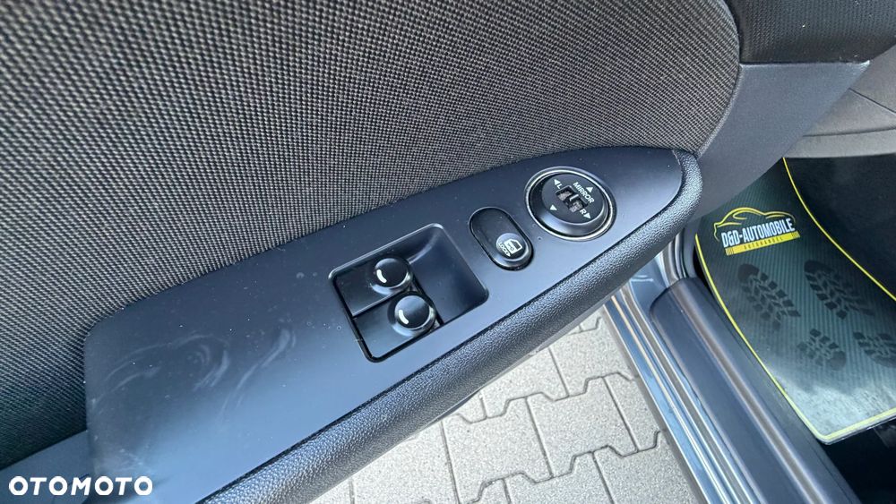 Hyundai i30 1.4 Edition Plus - 26
