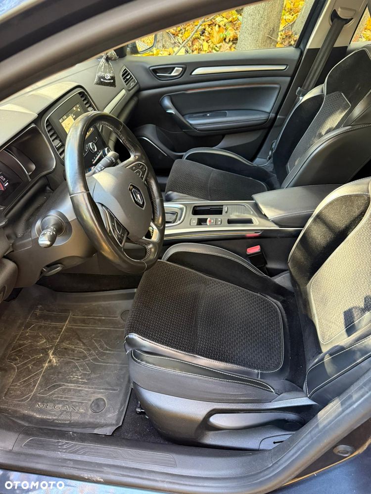 Renault Megane - 9