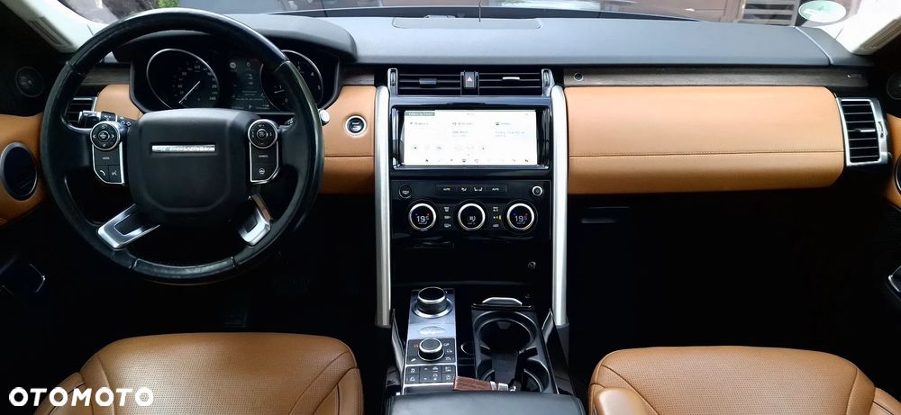 Land Rover Discovery 3.0 TD6 HSE Luxury - 18