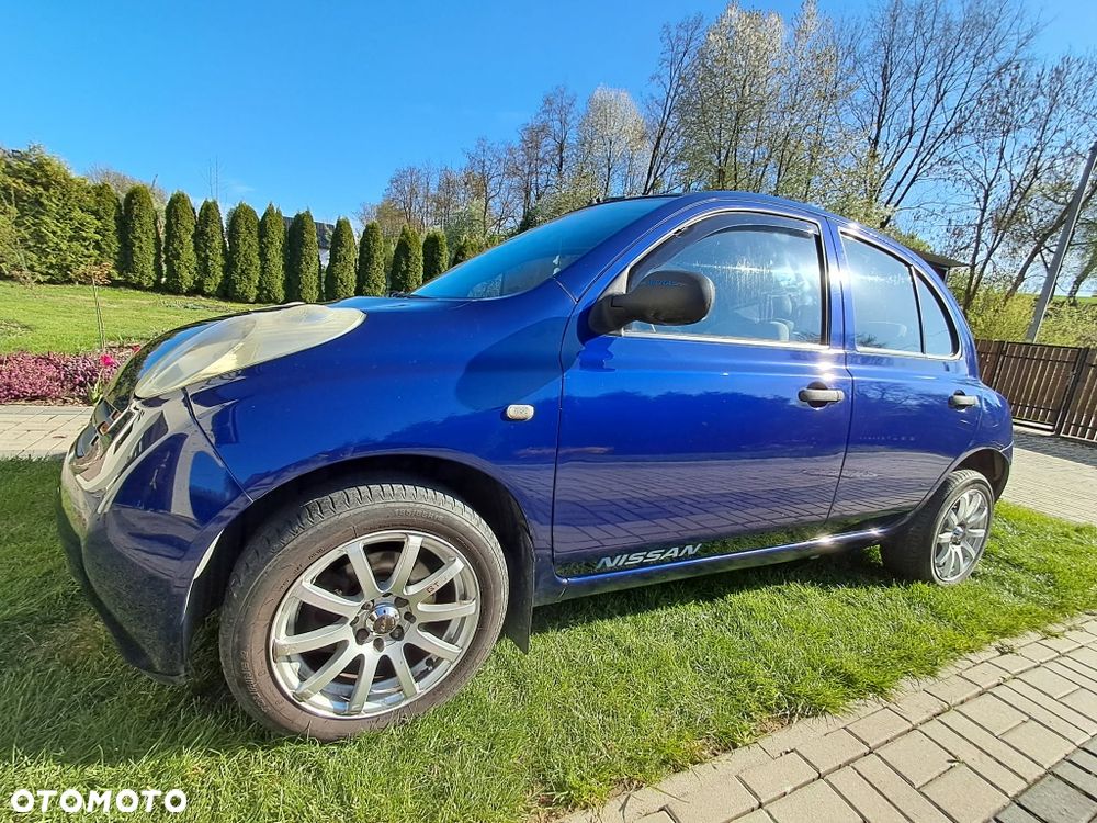 Nissan Micra - 2