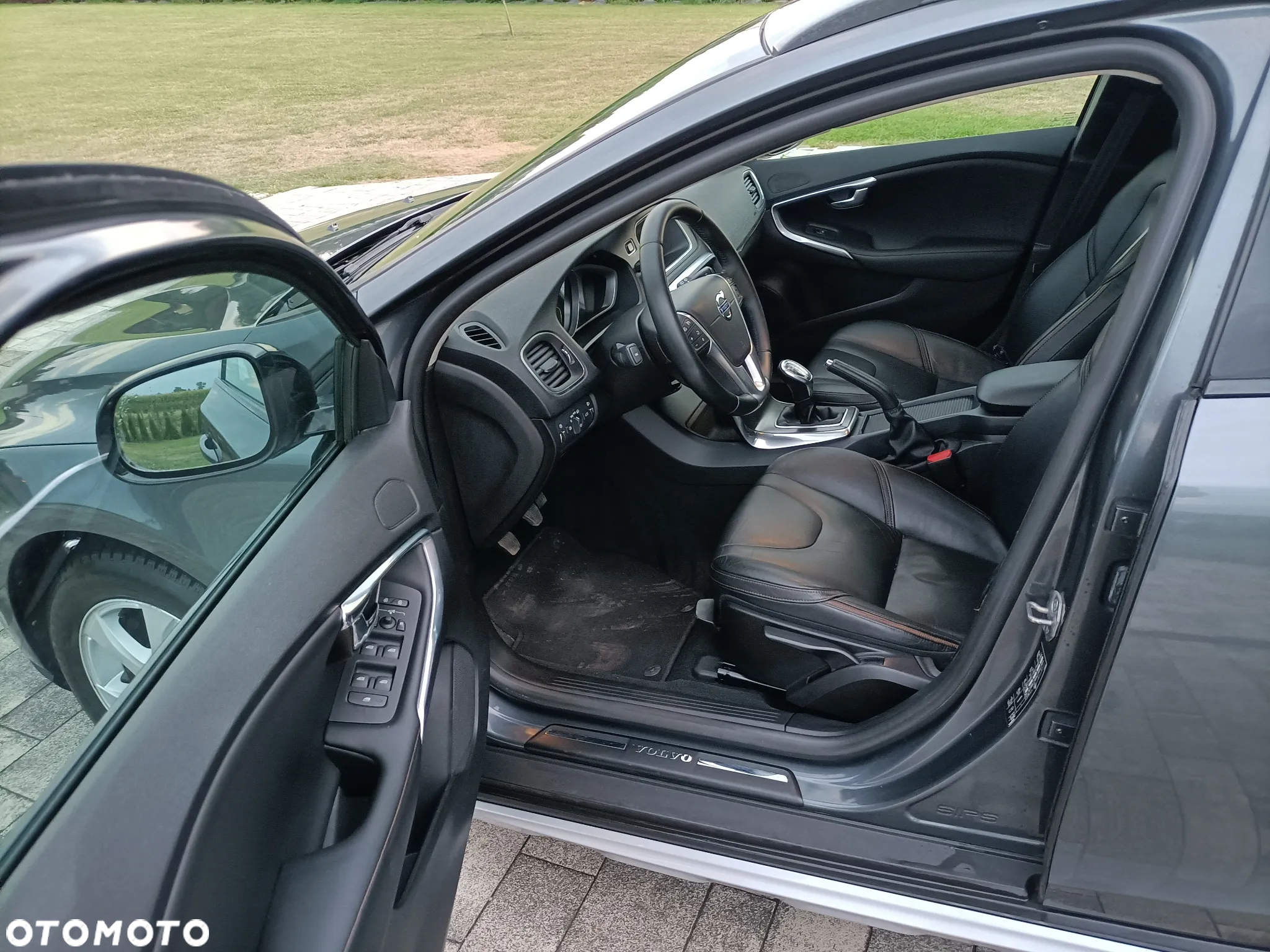 Volvo V40 D2 Momentum - 6