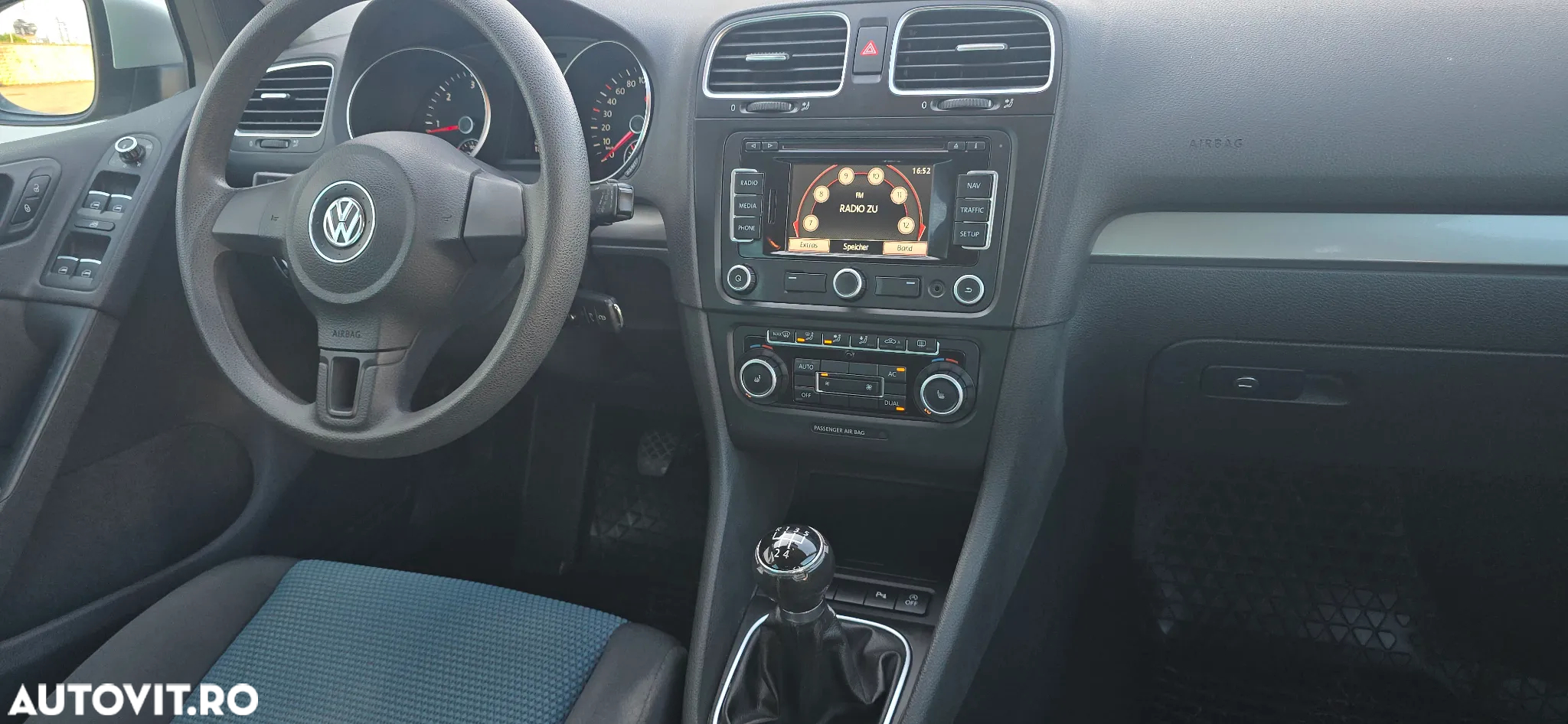 Volkswagen Golf - 14