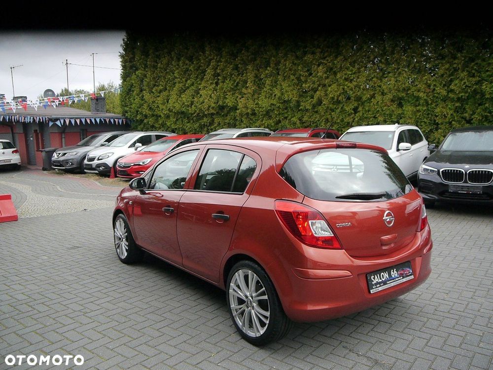 Opel Corsa 1.2 16V Color Edition - 9