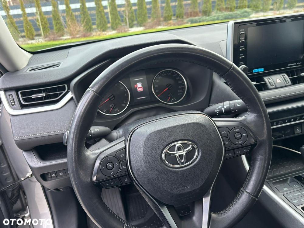 Toyota RAV4 - 25