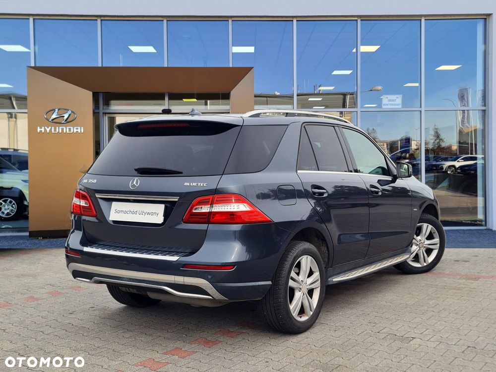 Mercedes-Benz ML 350 BlueTec 4-Matic - 6