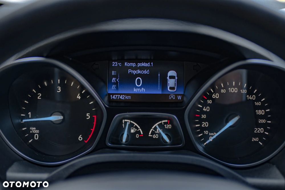 Ford Kuga 1.5 TDCi FWD ST-Line - 9