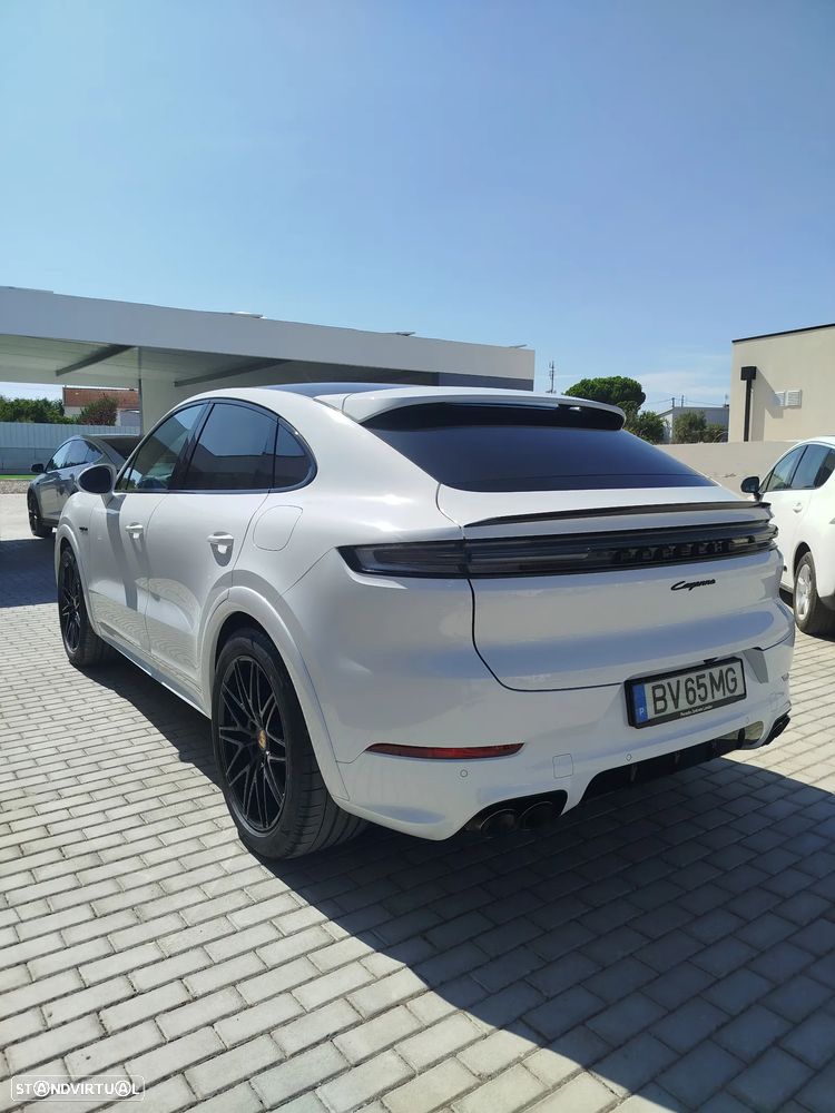 Porsche Cayenne Coupé - 3