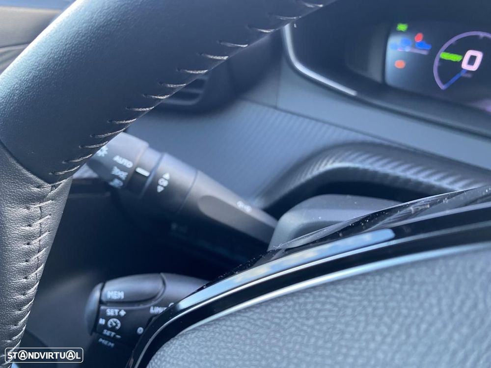 Peugeot e-2008 54 kWh Allure - 18