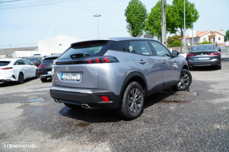 Peugeot 2008 1.2 PureTech Active EAT8 - 3