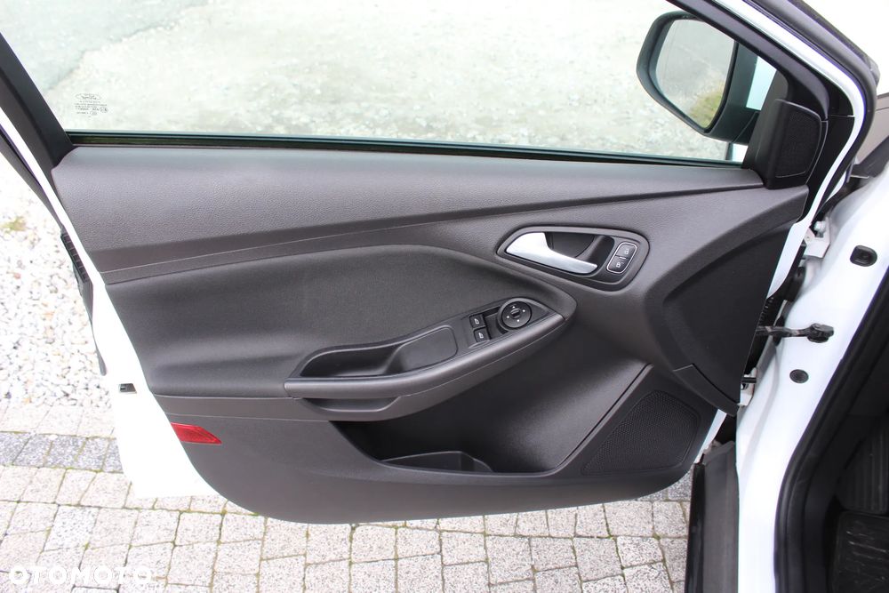 Ford Focus - 15