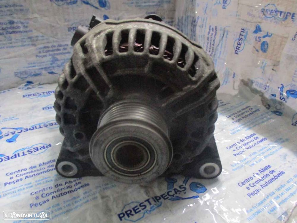 Alternador 9646321880   0124525035 PEUGEOT 307 SW 2004 1.6HDI PEUGEOT 607 2004 2.2HDI PEUGEOT 407 2003 1.6HDI PEUGEOT 207 2006 1.6HDI 0P PEUGEOT 307SW 2004 2.0HDI 0P PEUGEOT 308 2008 1.6HDI 0P CITROEN JUMPY 2005 2.0HDI 0P PEUGEOT PARTNER 1 BREAK FASE 2 2007 1.6HDI 90CV 4P CINZENTA BOSCH PEUGEOT 308 T7 FASE 1 2009 1.6HDI 90CV 3P PRETO CITROEN C4 2005 1.6HDI 109CV 5P CINZA PEUGEOT 307 2005 1.6 HDI 90CV 5P CINZA BOSCH 14V BMW F30 2012 320D 163CV 4P CINZA BOSCH - 1