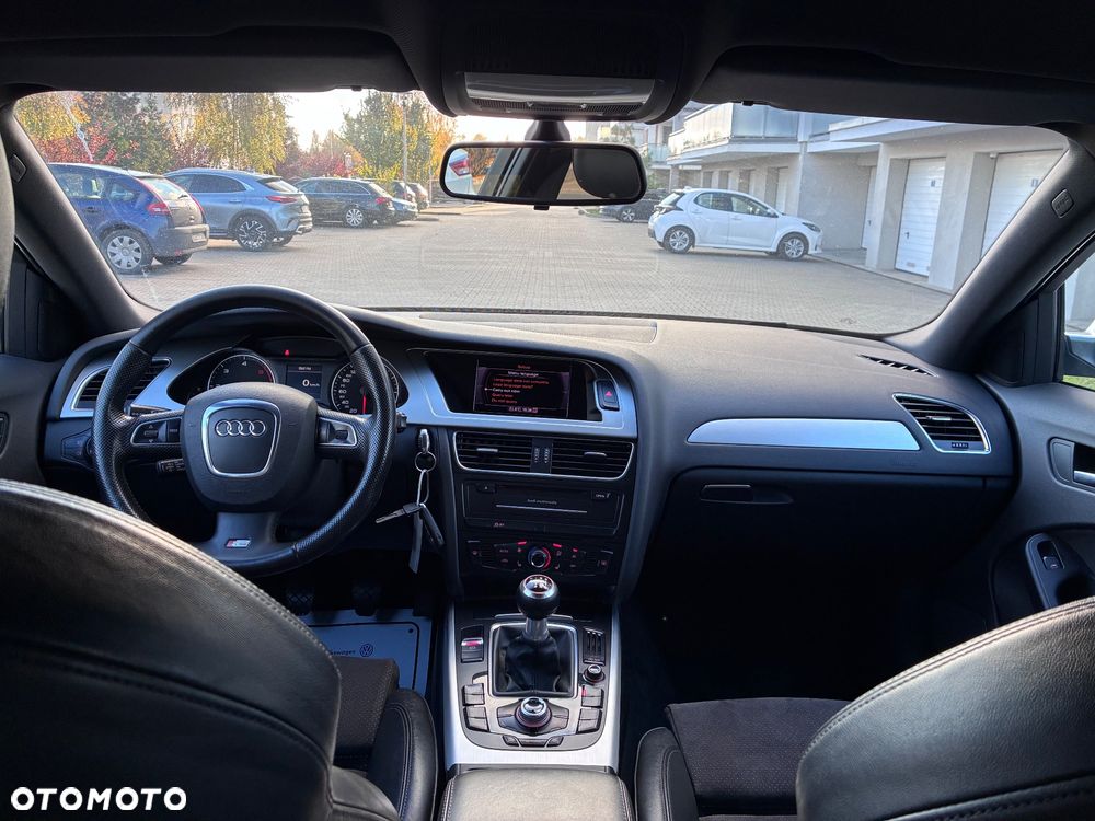 Audi A4 Avant 2.0 TDI DPF S line Sportpaket - 8