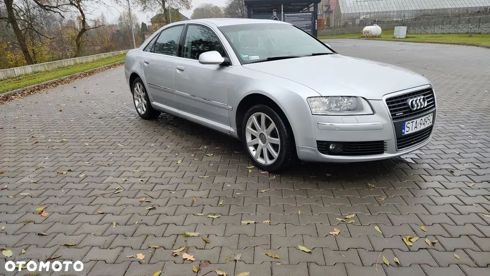 Audi A8 - 2