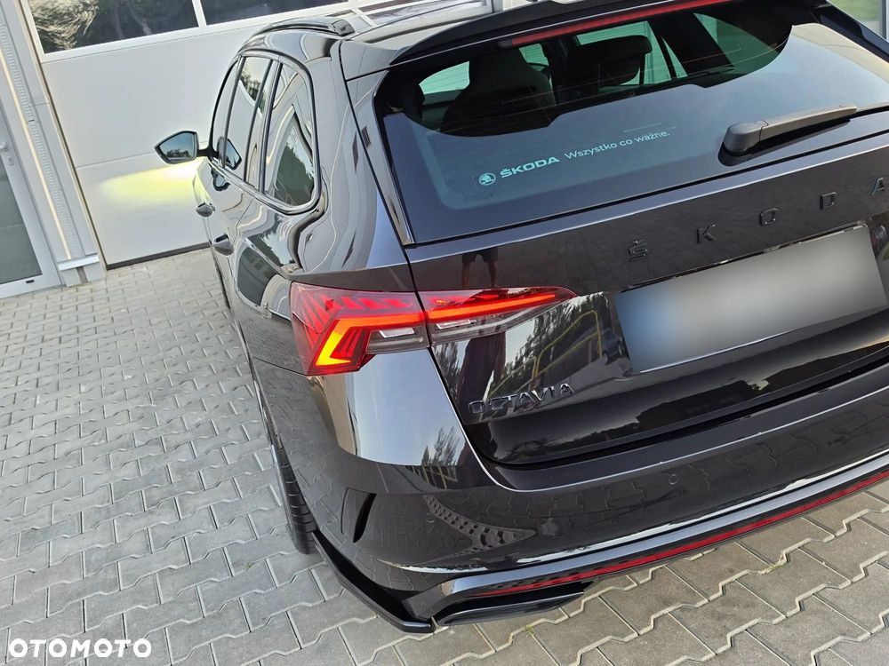 Skoda Octavia 2.0 TSI RS DSG - 18