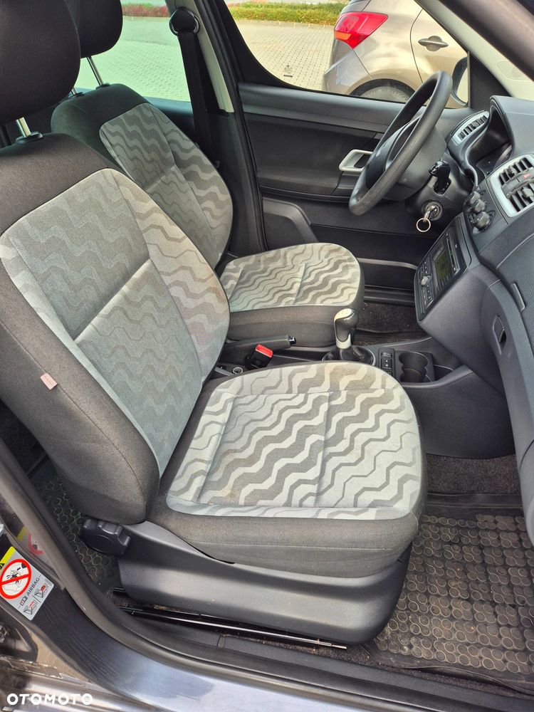 Skoda Roomster - 8