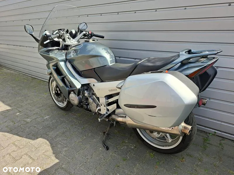 Yamaha FJR - 7