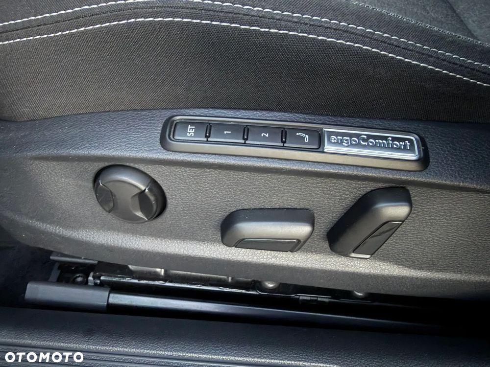 Volkswagen Passat Variant - 29