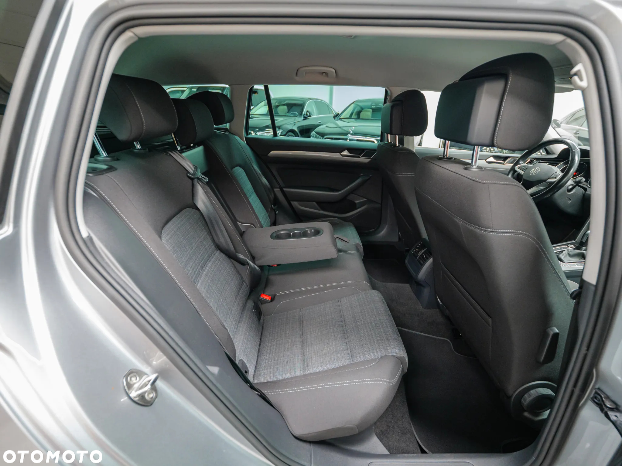Volkswagen Passat 2.0 TDI EVO Business DSG - 20