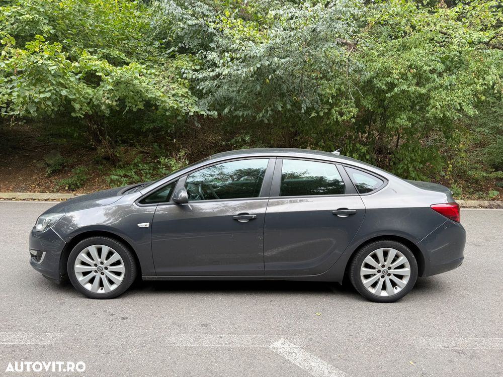 Opel Astra 1.4 ECOTEC Turbo Start/Stop Enjoy - 12