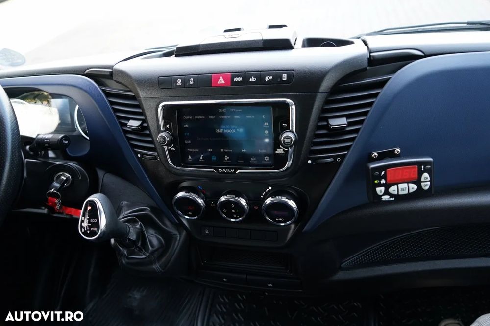 Iveco DAILY 35-180 / FRIGIDER / CAMION TRANSPORT XARIOS 350 UNITATE / HI-MATIC / TWIN / IMPORTAT - 32