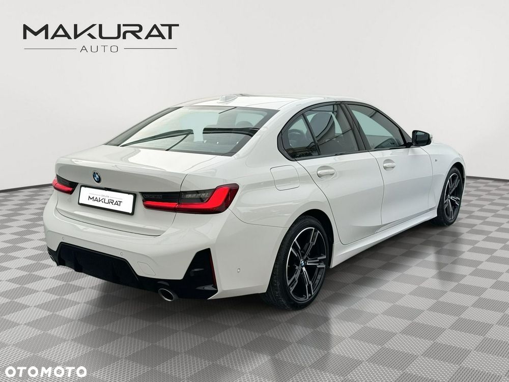 BMW Seria 3 318i M Sport - 5