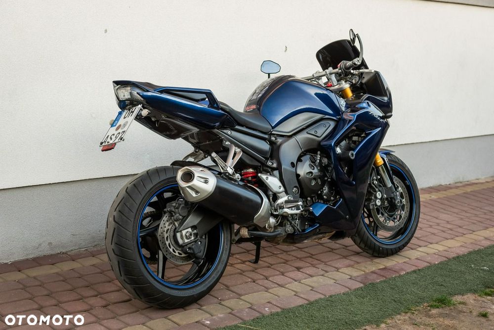 Yamaha FZ - 4