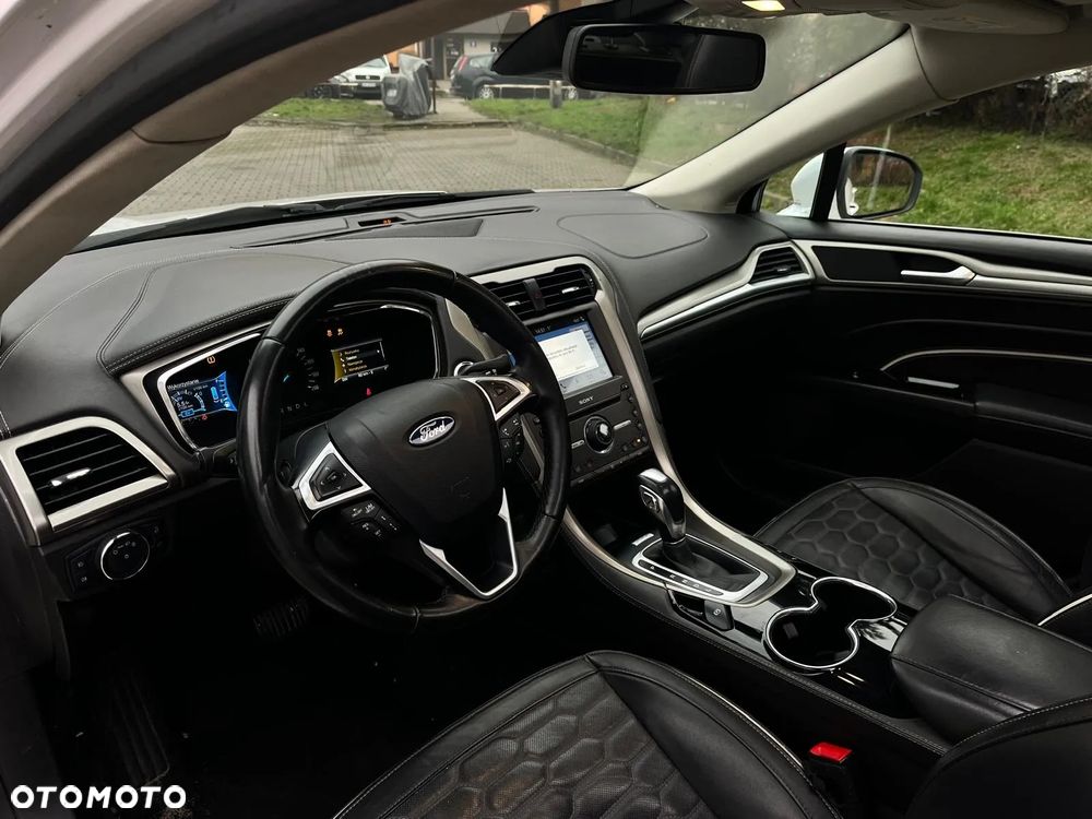 Ford Mondeo 2.0 Hybrid Vignale - 9