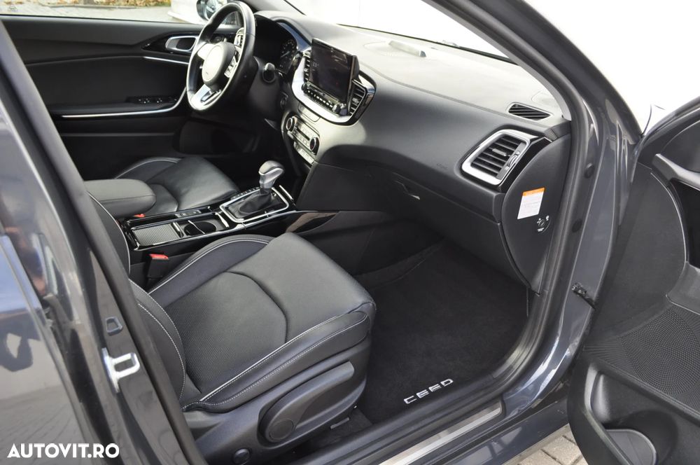 Kia Ceed SW 1.6 GDI DCT OPF Plug-in-Hybrid Platinum Edition - 25